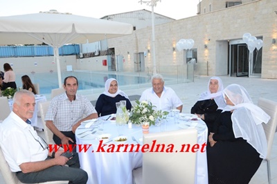 احتفال مهيب لامل نصرالدين في عامه ال 90